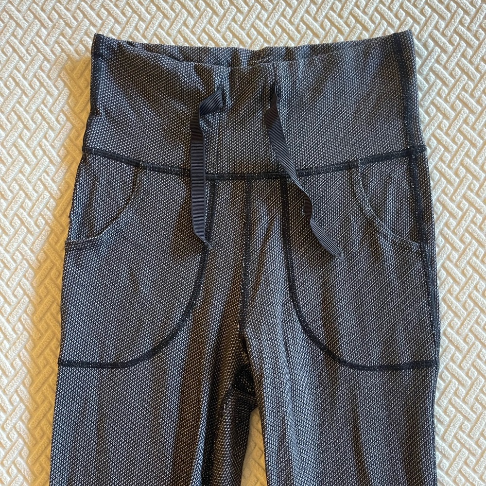 Lululemon Straight Leg Legging Size 2